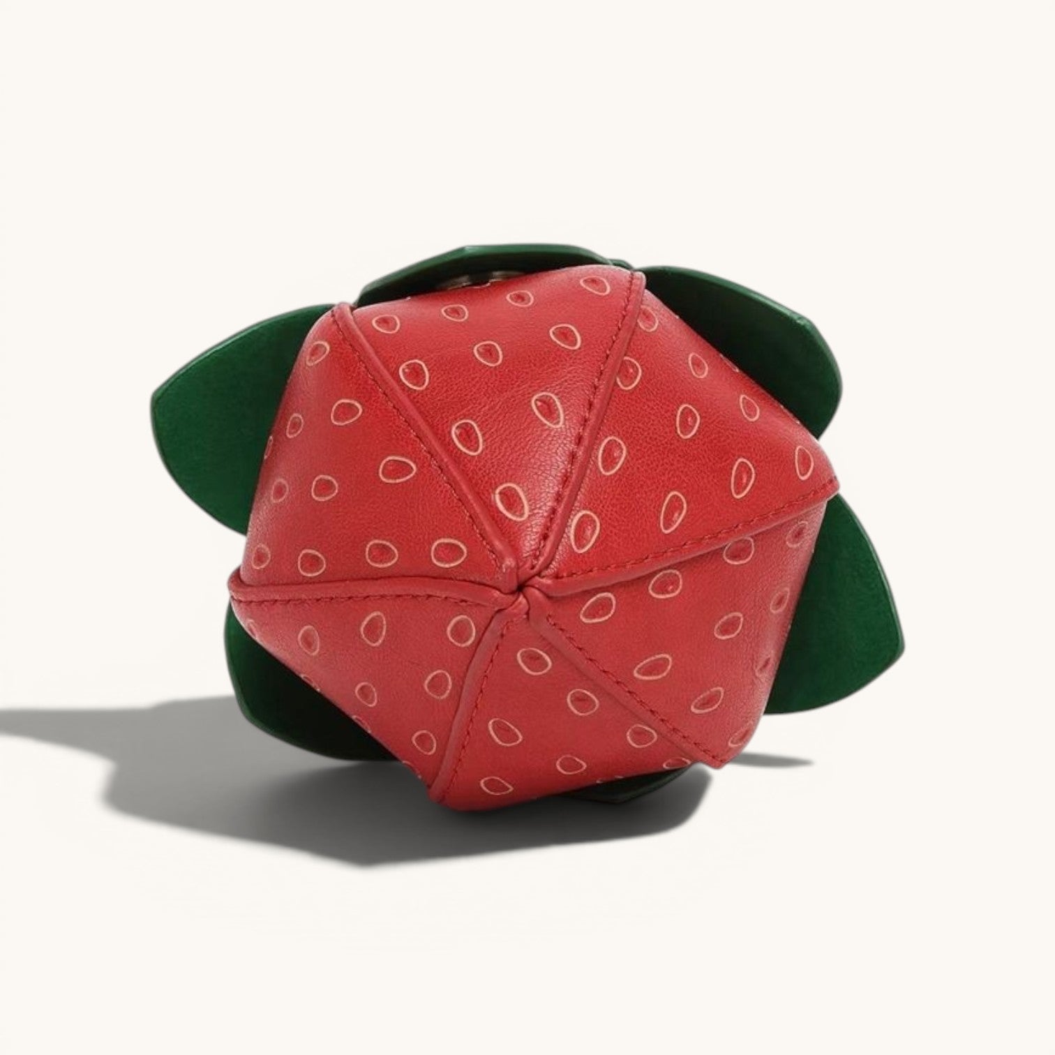 Fraise Élan in Vegan Leather