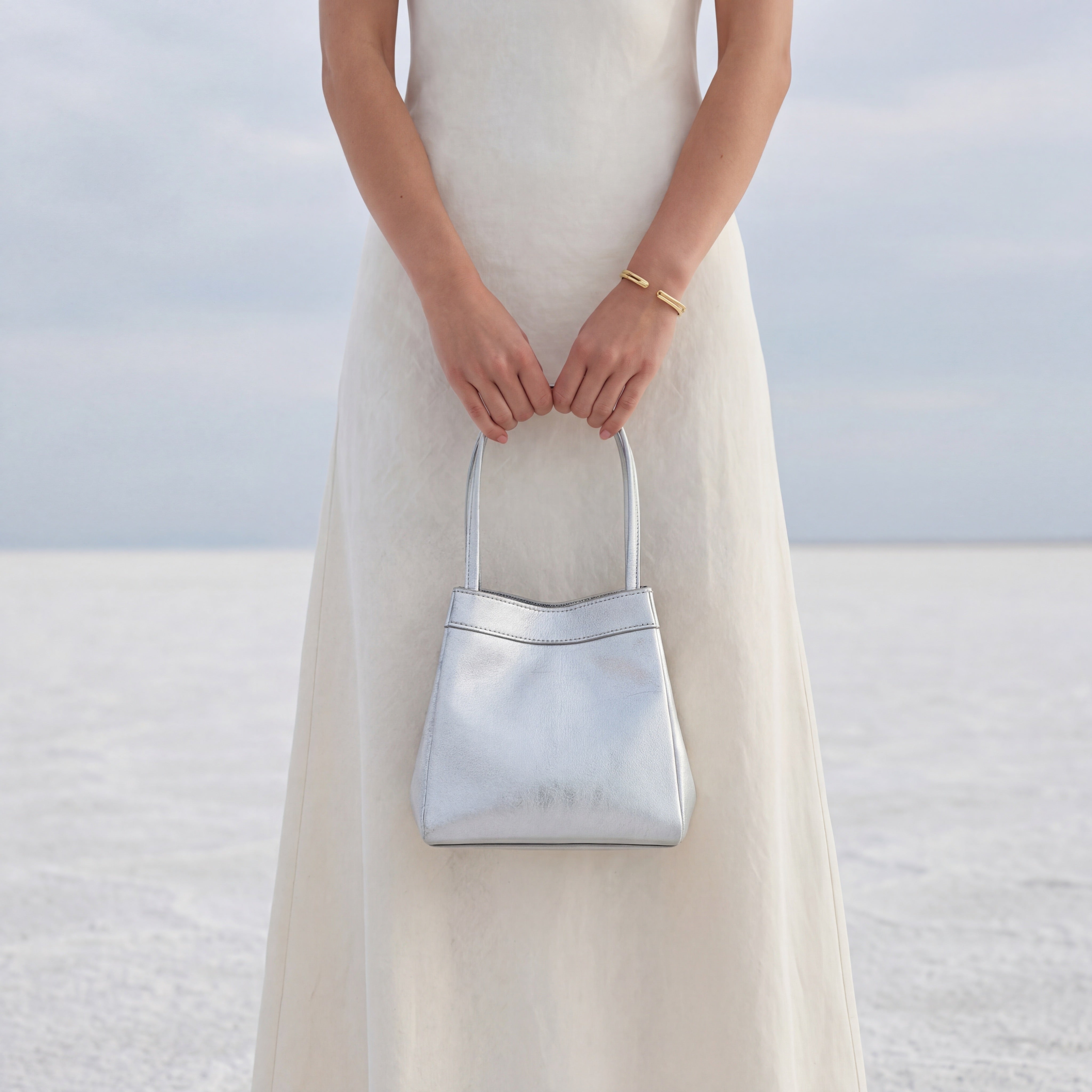 Luna Éclat Handbag — 2-in-1 Silhouette