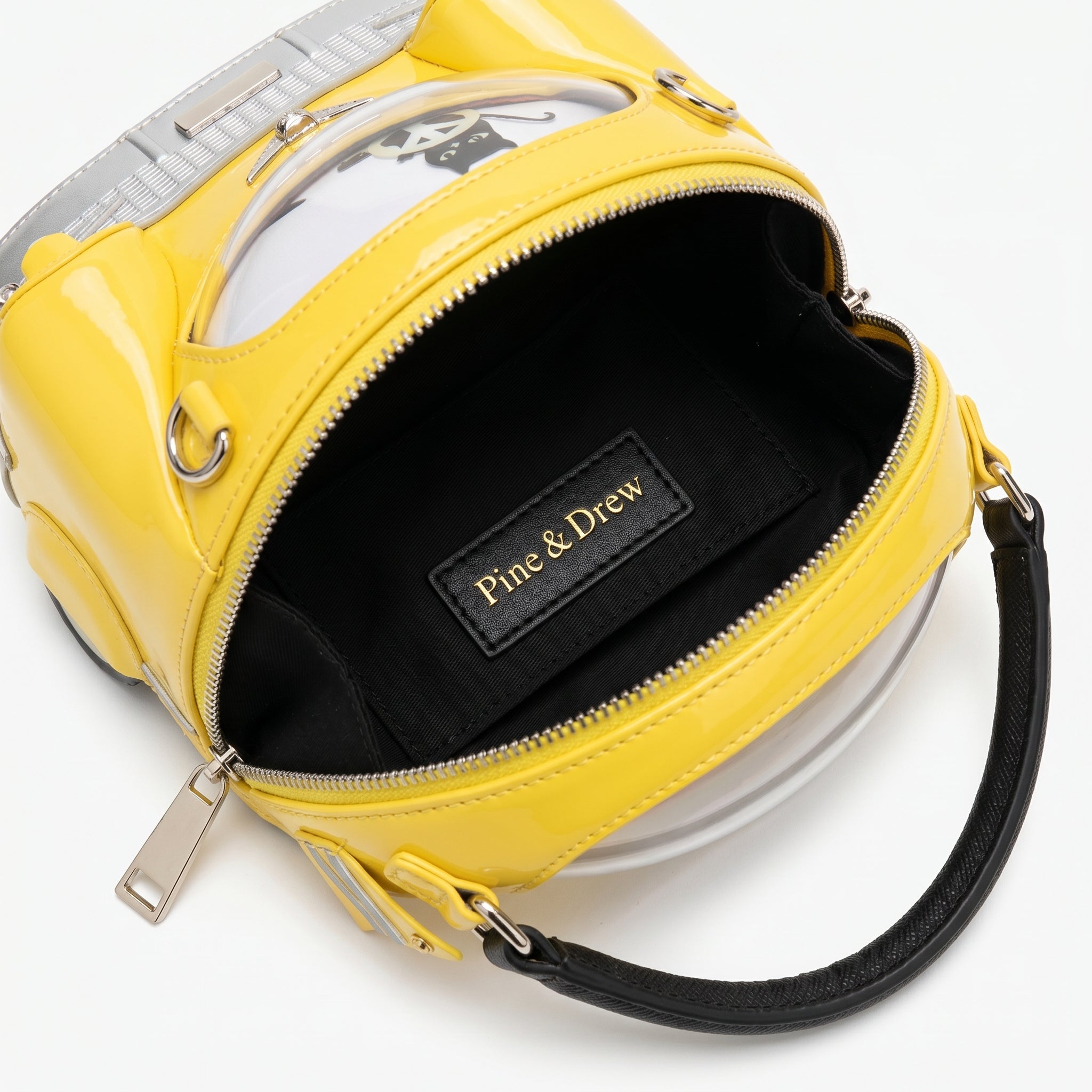 Féline Cruiser in Vegan Leather