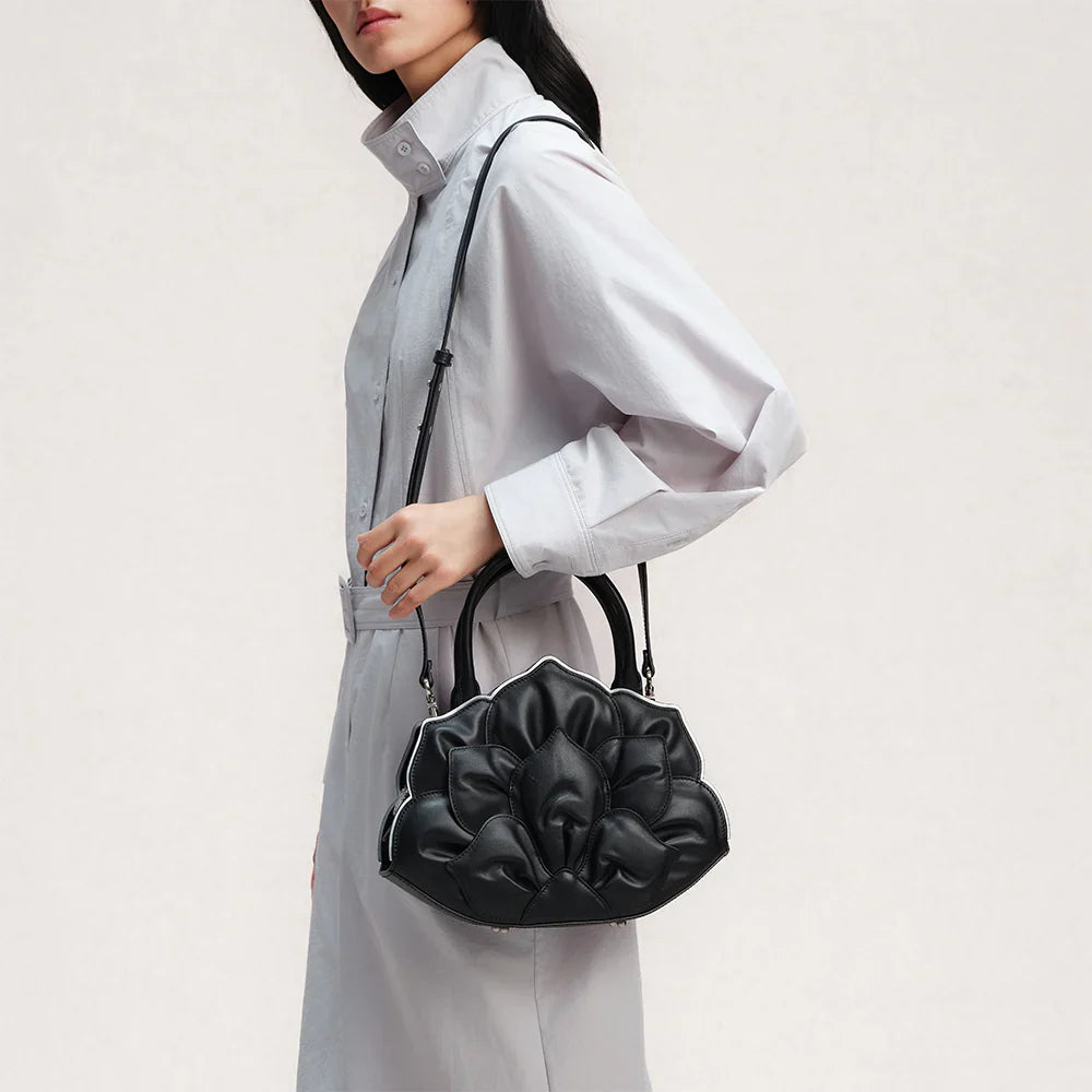 Obsidian Bloom bag in Pure Leather