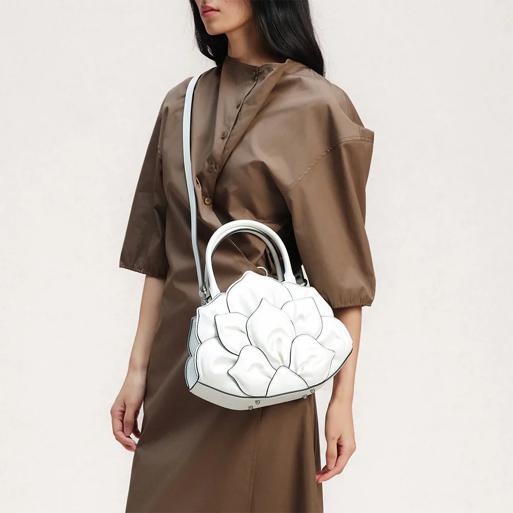 Obsidian Bloom bag in Pure Leather
